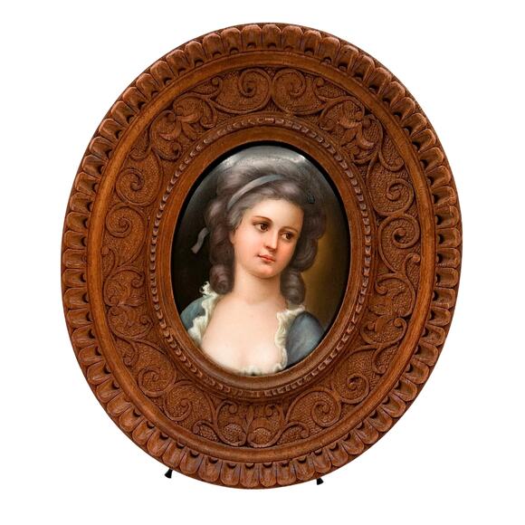 Antique Miniature Portrait Painting in Carved Wood Frame | Elegant Georgian Lady - Picture 1 of 13
